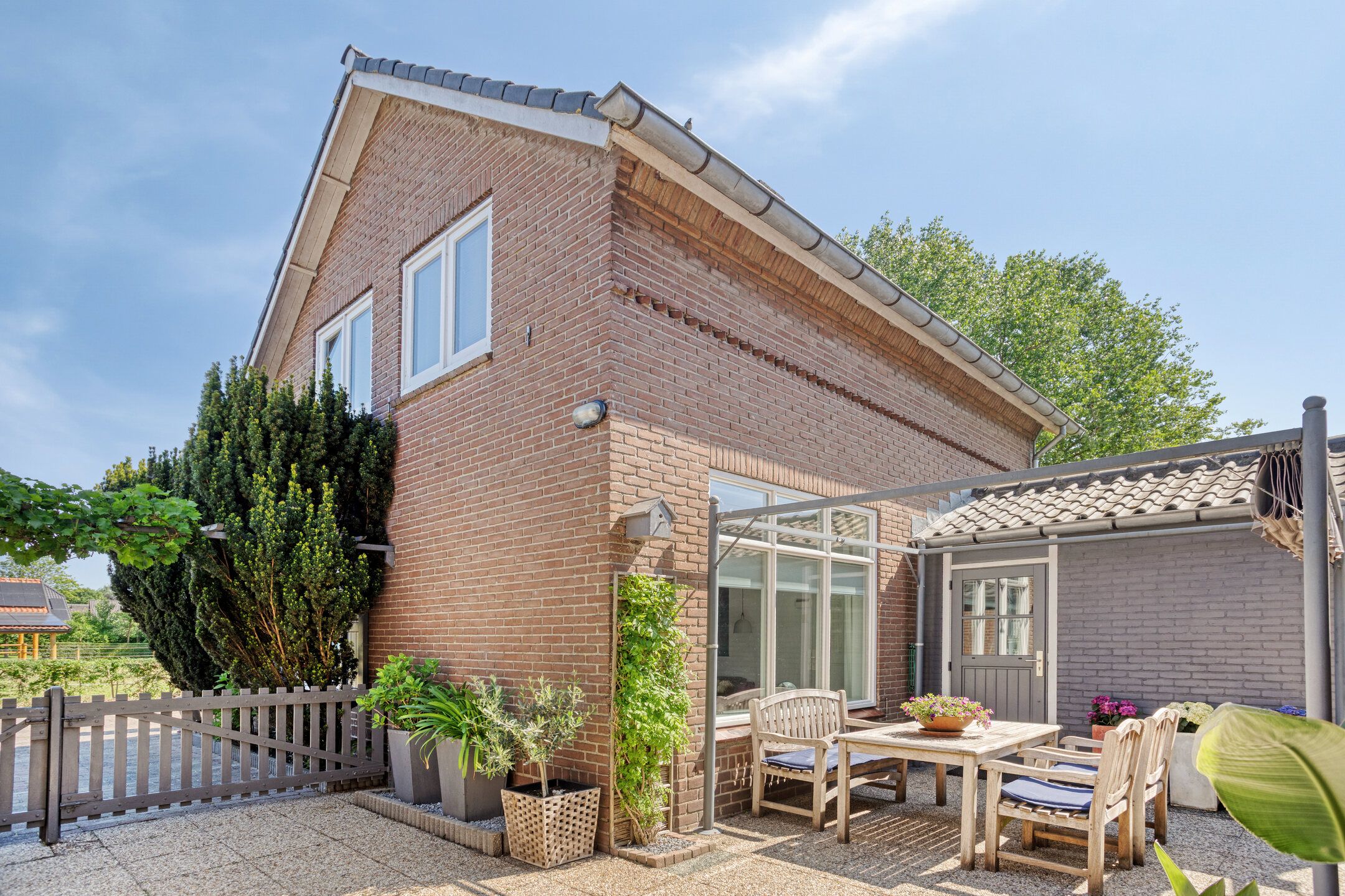 Foto 30 van Burgemeester Buijsstraat 18