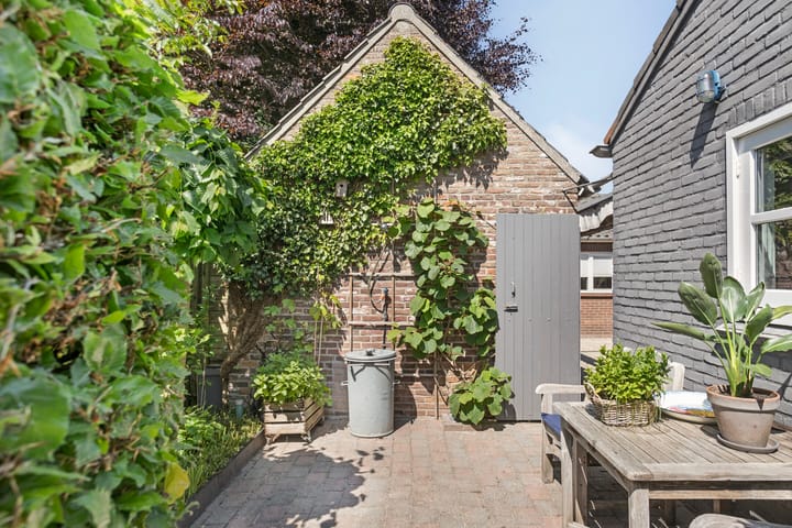 Foto 33 van Burgemeester Buijsstraat 18