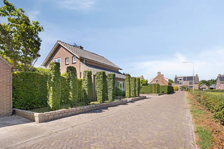 Foto 51 van Burgemeester Buijsstraat 18