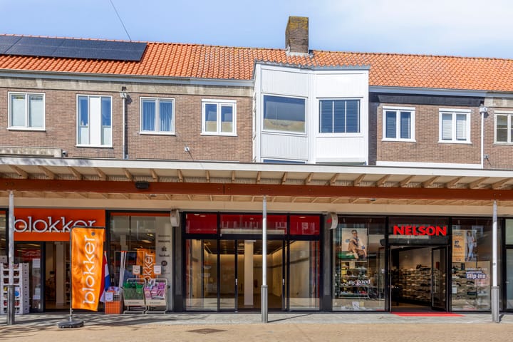 Lange Nering 27, Emmeloord