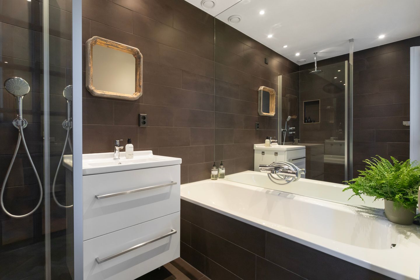 Foto 19 van Conradstraat 80-H