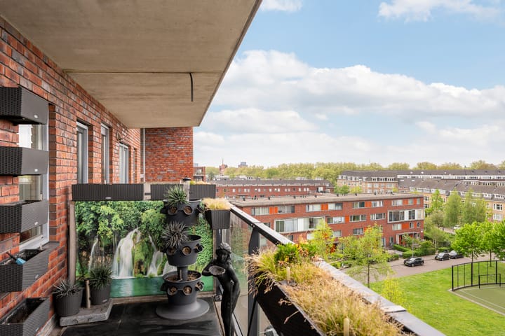 Photo 16 of Spangesekade 54-F