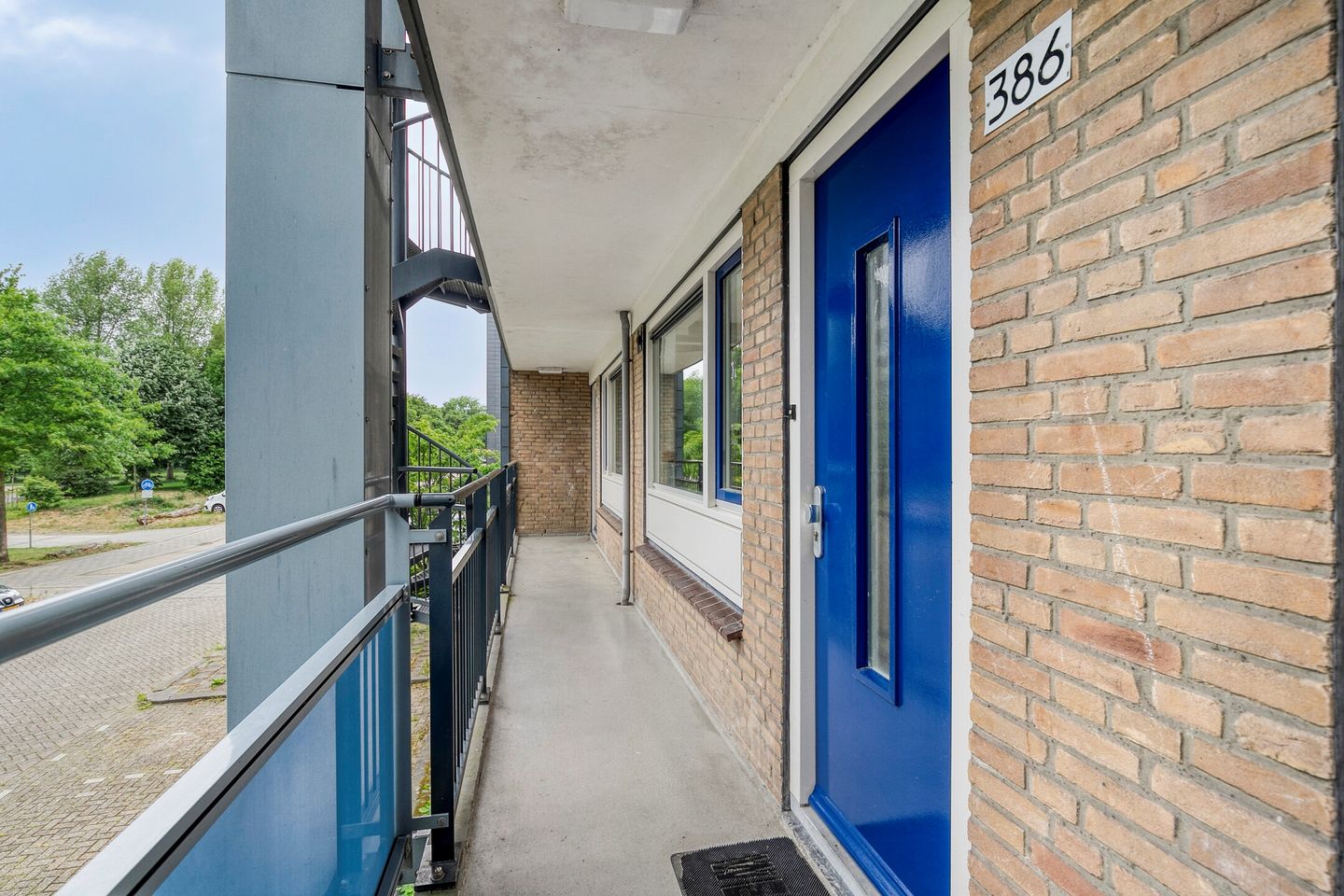 Photo 4 of Gravin Juliana van Stolberglaan 386