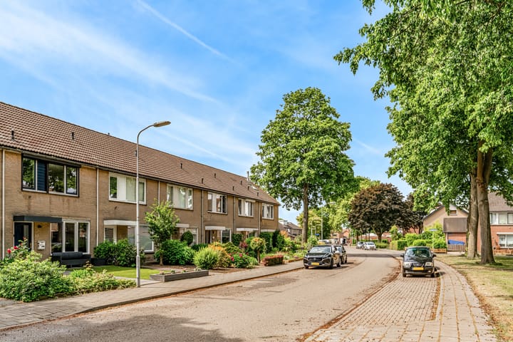 Foto 32 van Olieakkerstraat 34