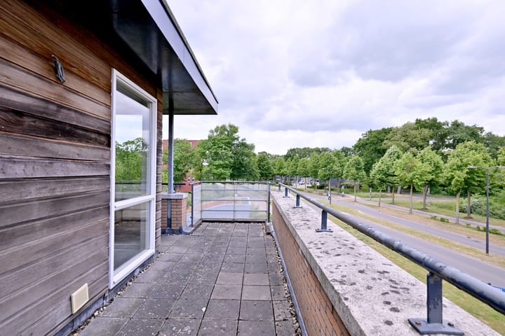 Foto 29 van Leonard Springerlaan 181