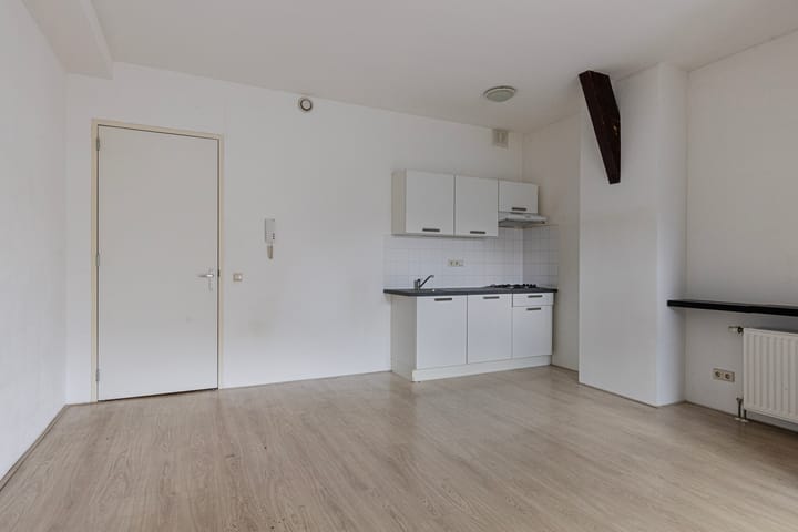 Foto 5 van Meeuwerderweg 75-8