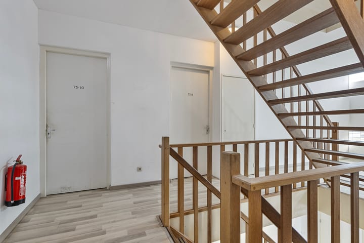 Foto 8 van Meeuwerderweg 75-8