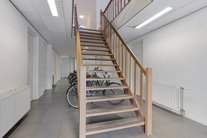 Foto 10 van Meeuwerderweg 75-8