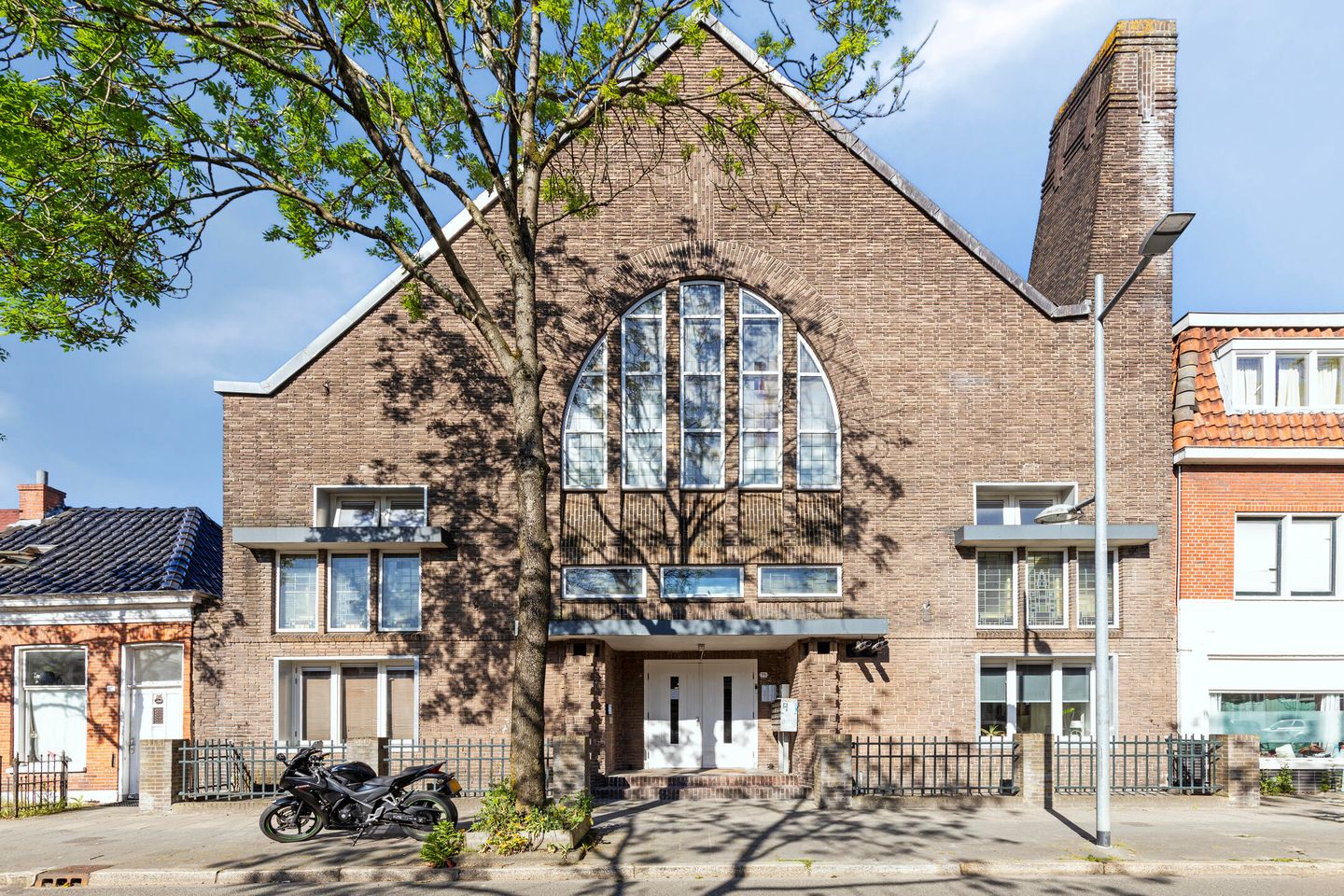 Foto 1 van Meeuwerderweg 75-3