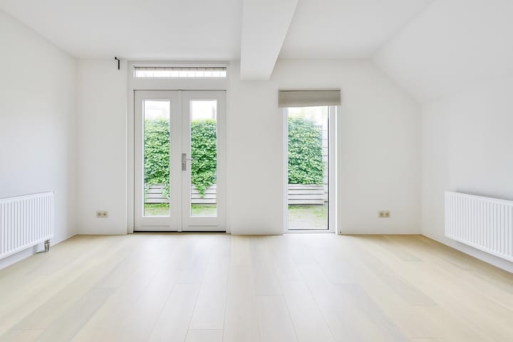 Foto 4 van Meeuwerderweg 75-3