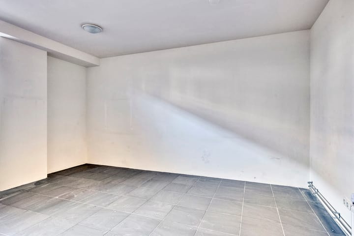 Foto 10 van Meeuwerderweg 75-3