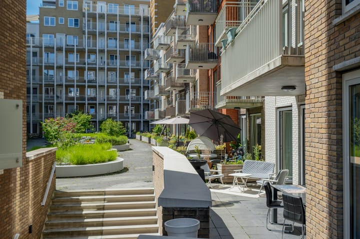 Foto 17 van Theo van Doesburghof 2