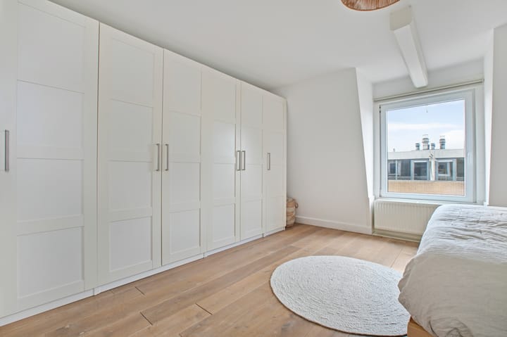 Photo 20 of Van Ostadestraat 378-3