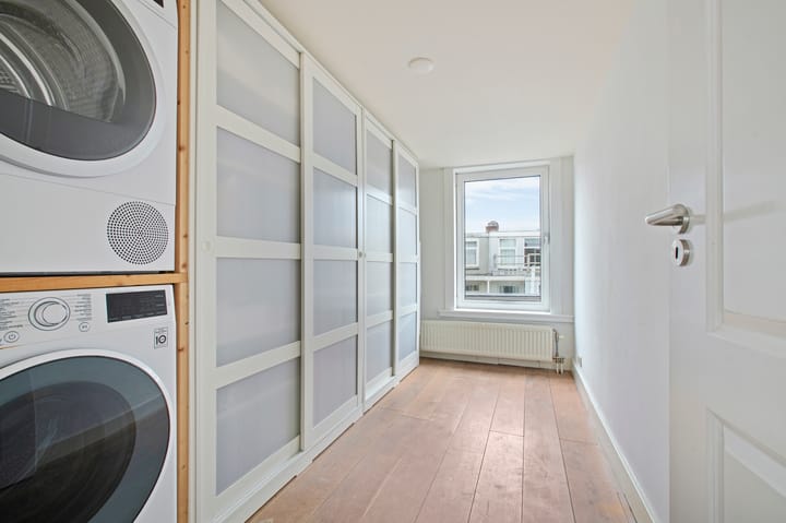 Photo 23 of Van Ostadestraat 378-3