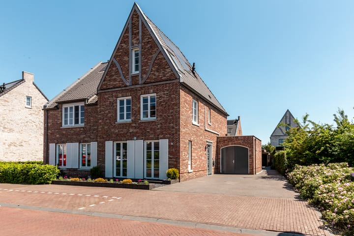 Foto 1 van Bloemendreef 2