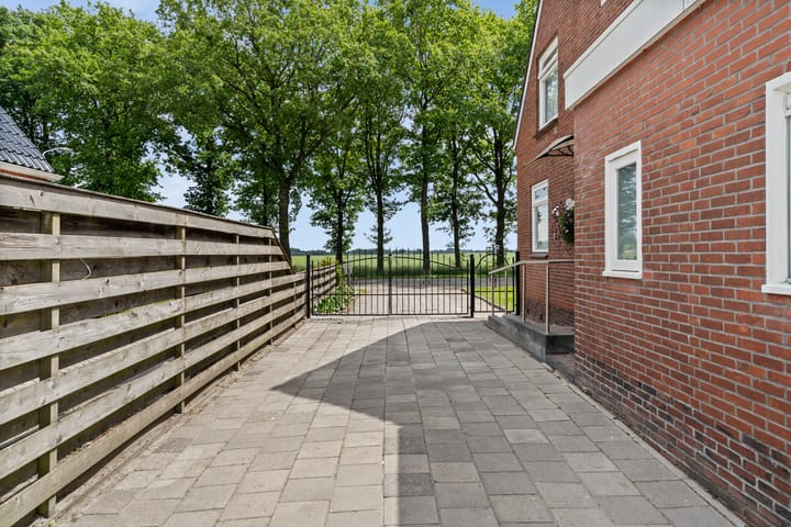 Photo 6 of Zuiderdiep 414