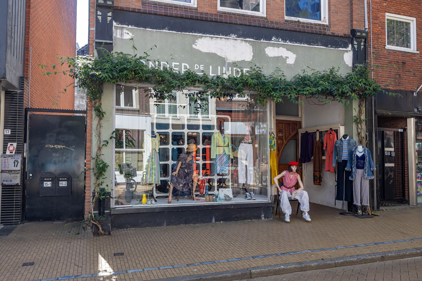 Bekijk foto 2 van Steentilstraat 15