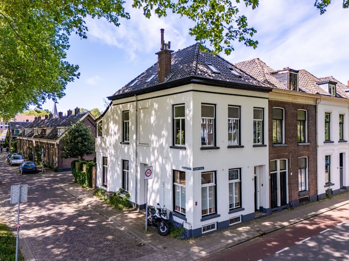 Foto 1 van Tadamastraat 14