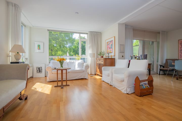 Foto 14 van Distelvinklaan 12