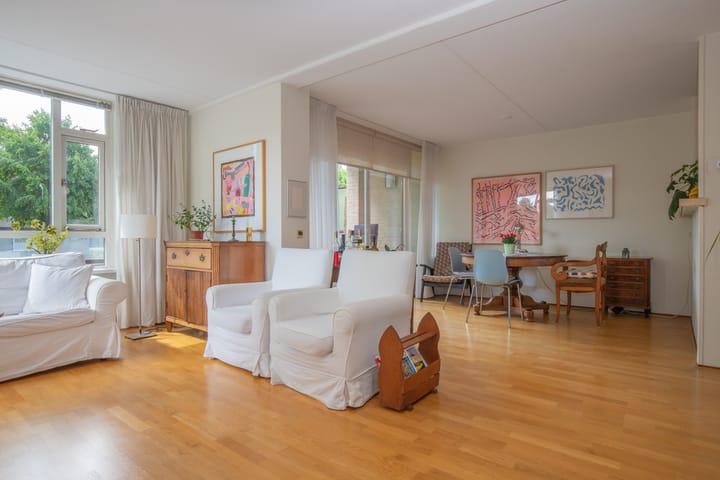 Foto 15 van Distelvinklaan 12