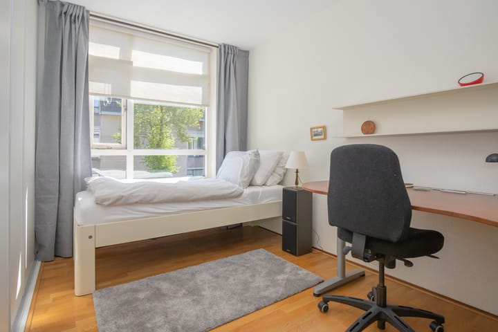 Foto 21 van Distelvinklaan 12