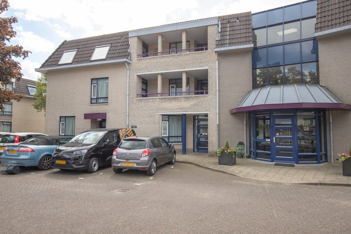 Foto 35 van Distelvinklaan 12