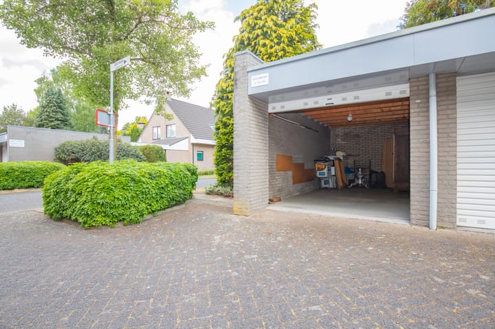 Foto 37 van Distelvinklaan 12