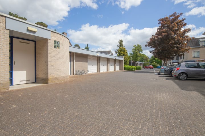 Foto 41 van Distelvinklaan 12