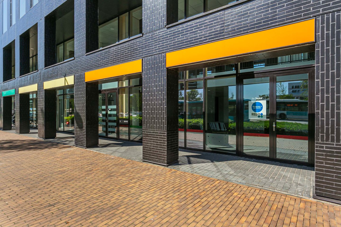 Bekijk foto 3 van Hamburgerbroeklaan 16-18