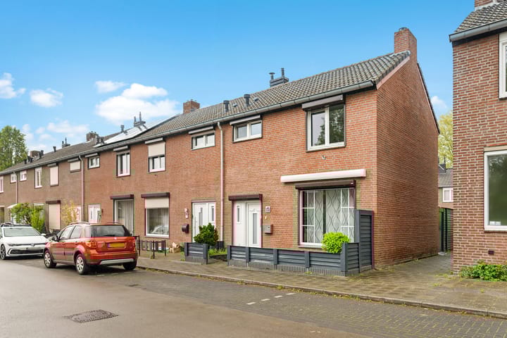 Leenhofruwe 27