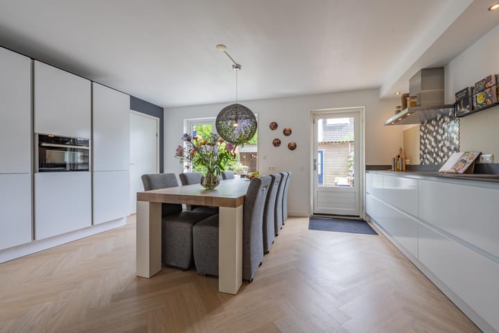 Foto 23 van Wilhelmina Druckerweg 56