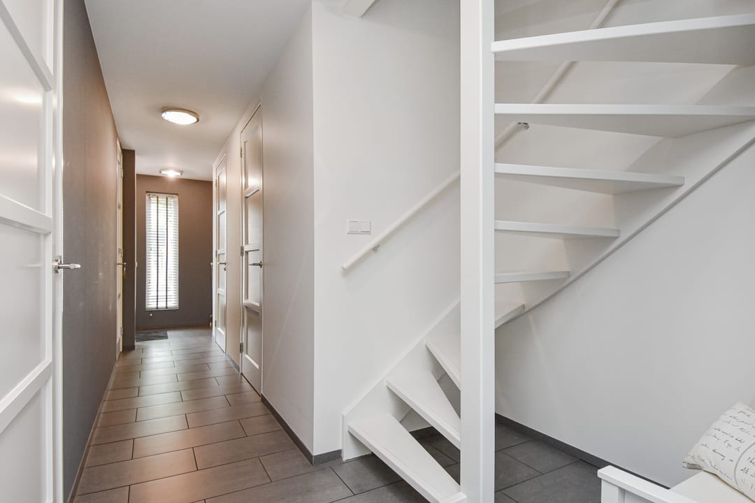 Photo 7 of Wengéhout 26