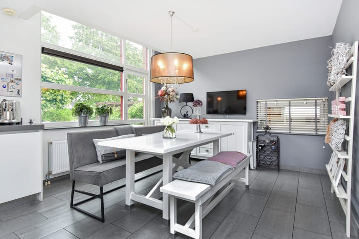 Photo 4 of Wengéhout 26