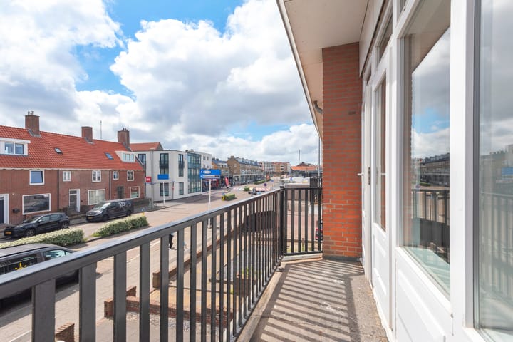 Foto 24 van Burgemeester Engelbertsstraat 3