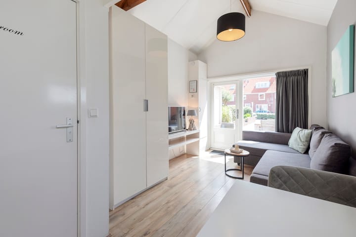 Foto 58 van Burgemeester Engelbertsstraat 3