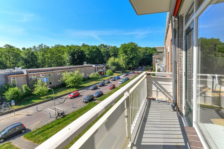 Foto 14 van Bernhardlaan 41-4