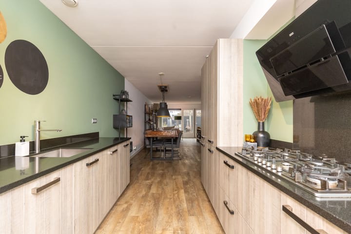 Foto 19 van Breitnerhof 81