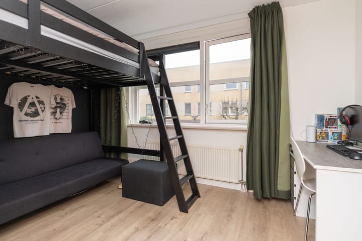 Foto 23 van Breitnerhof 81