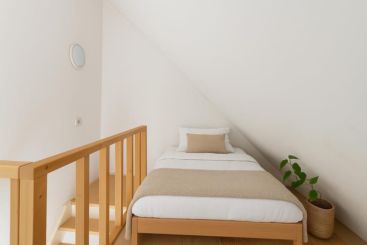 Foto 4 van Meeuwerderweg 75-18