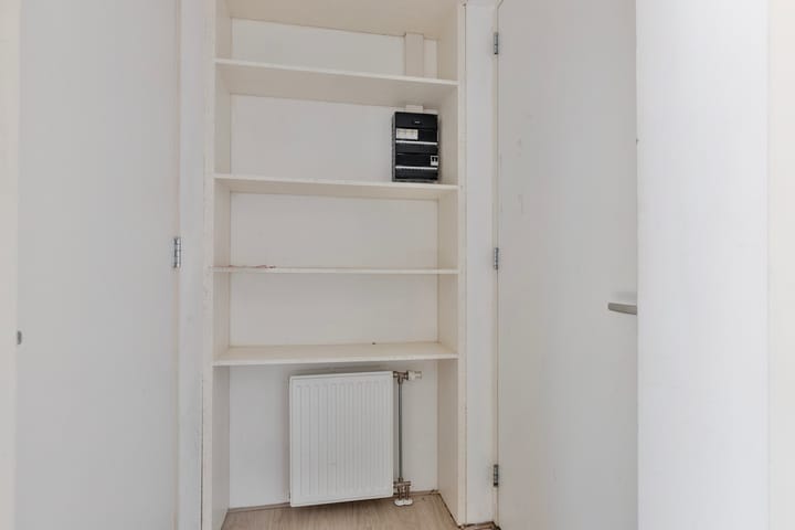 Foto 11 van Meeuwerderweg 75-18