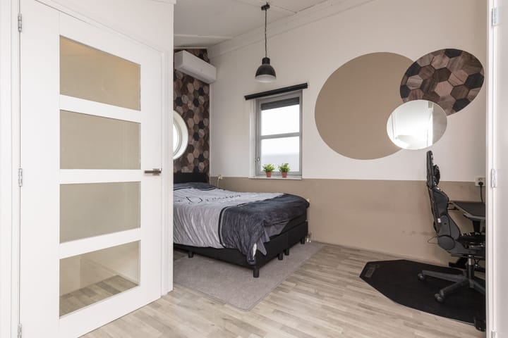 Foto 32 van Breitnerhof 81