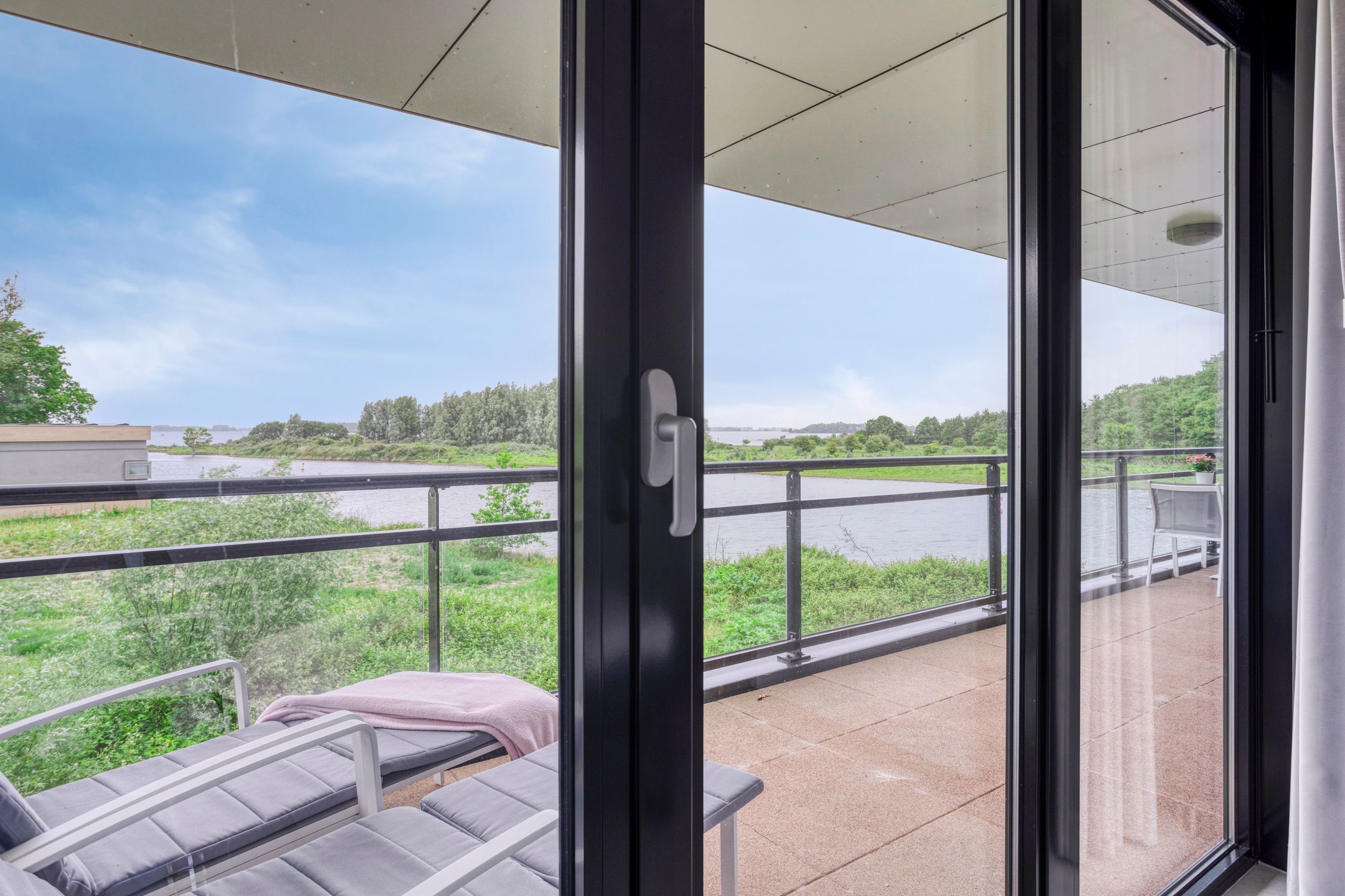 Foto 27 van Muidenweg 1-D