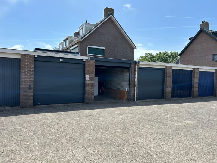 Photo 2 of Keesomstraat