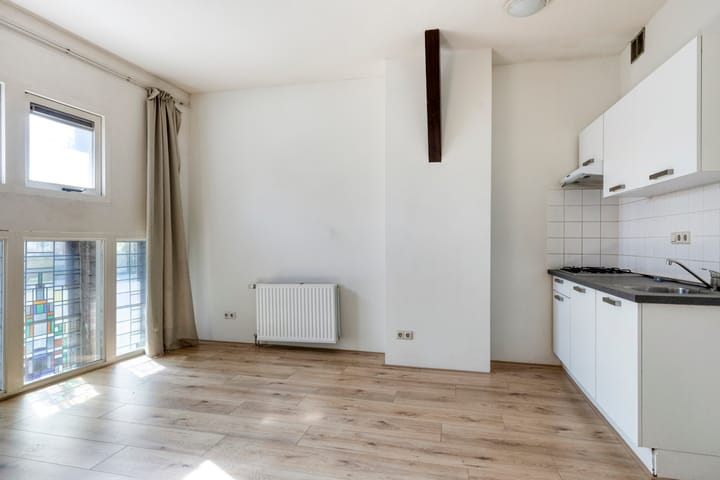 Foto 5 van Meeuwerderweg 75-9