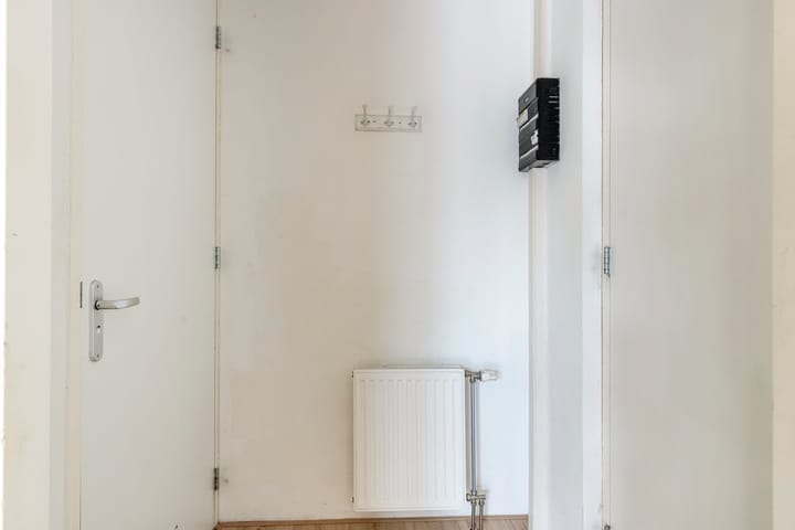 Foto 9 van Meeuwerderweg 75-9