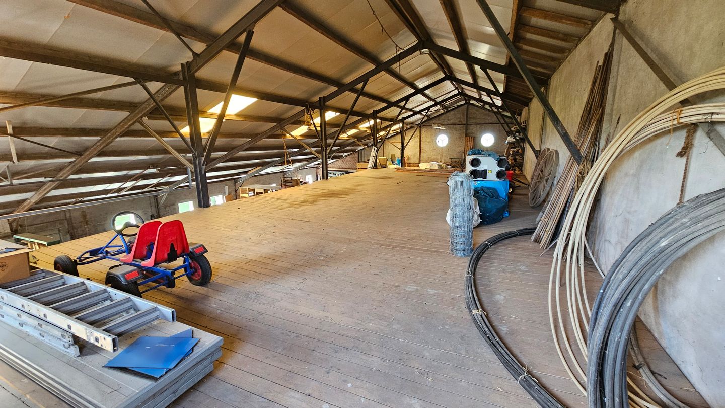 Foto 29 van Hoofdweg 1052