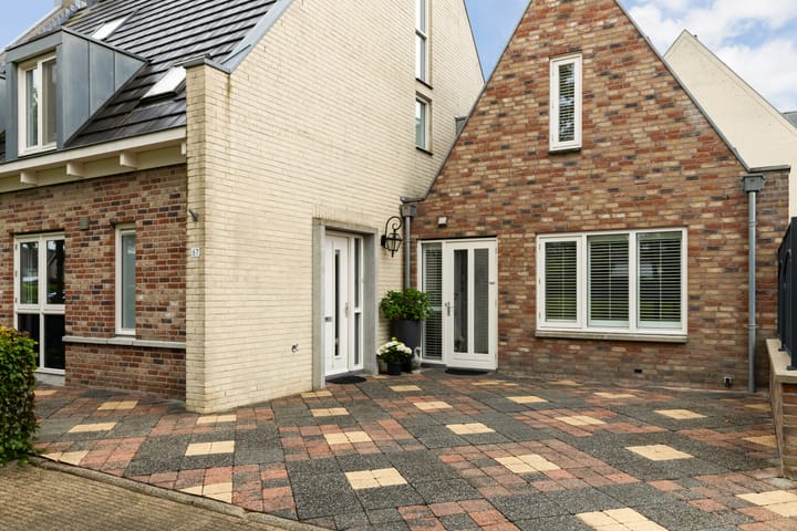 Photo 3 of Waalsteen 67