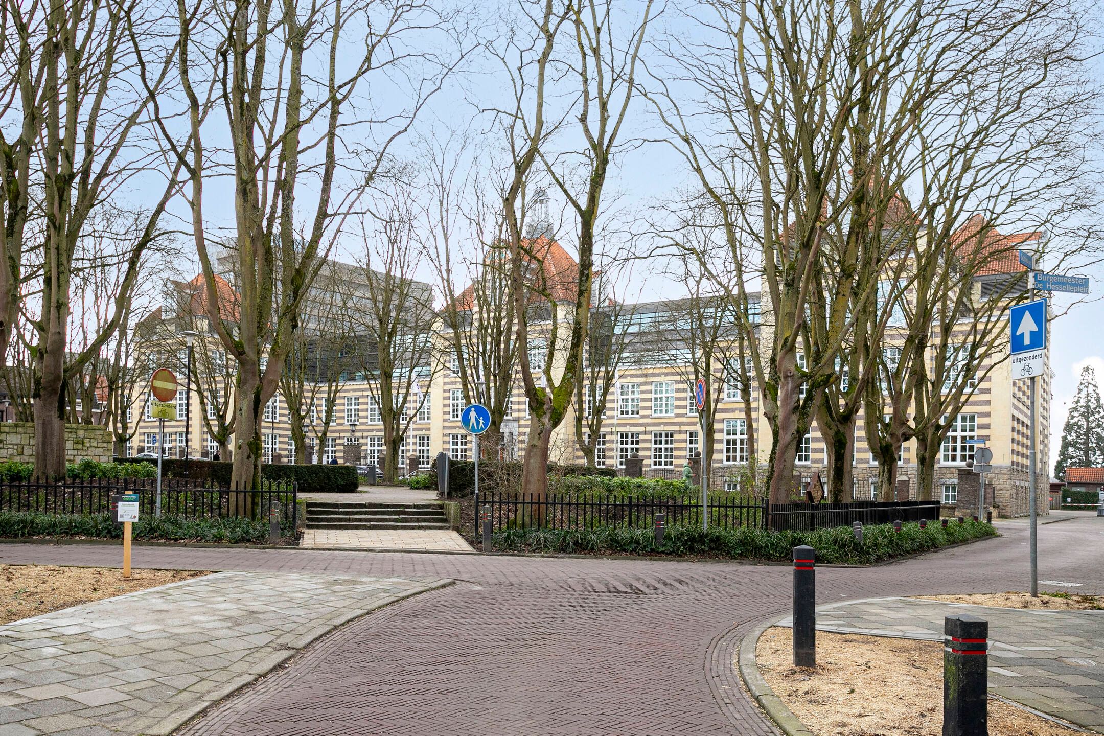 Foto 3 van Burg. de Hesselleplein 9