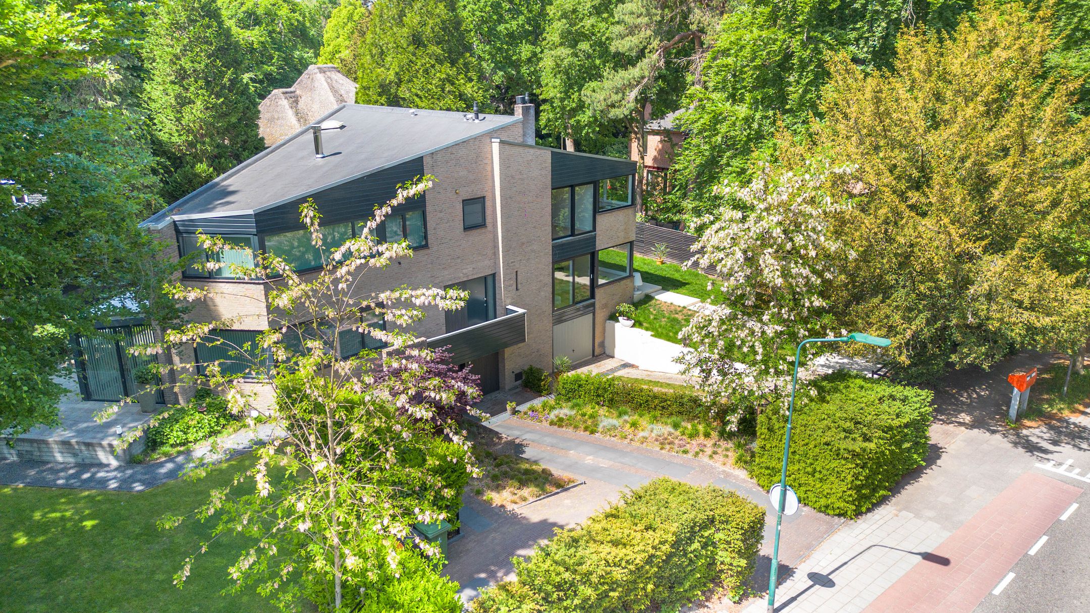 Foto 66 van Gezichtslaan 1-B