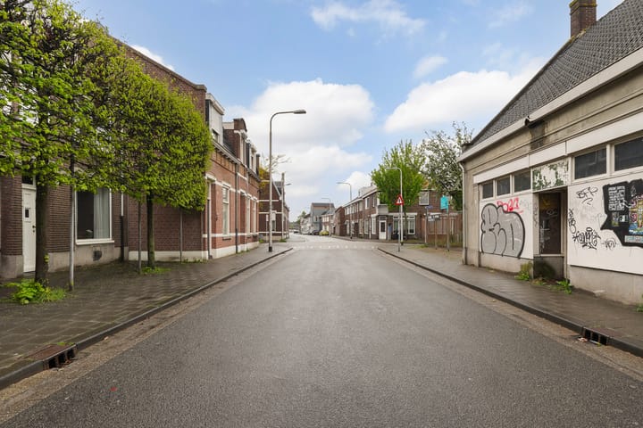 Foto 31 van Hoefstraat 55